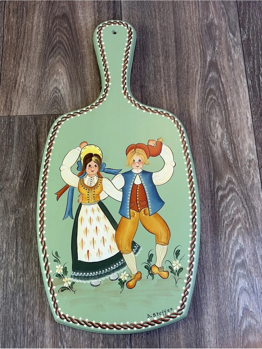Hand Painted Wood Wall Hang Cutting Board Folk Art Dutch Dancing Couple Signed